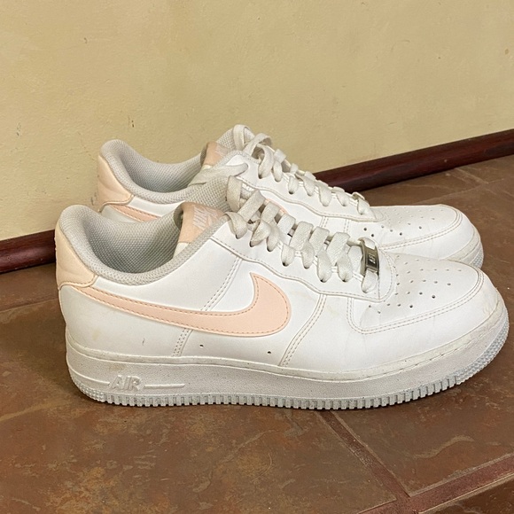 Nike Air Force 1 '07 Next Nature Wmns Sz 9 White/Pale Coral-Black DC9486-100 - Picture 1 of 8
